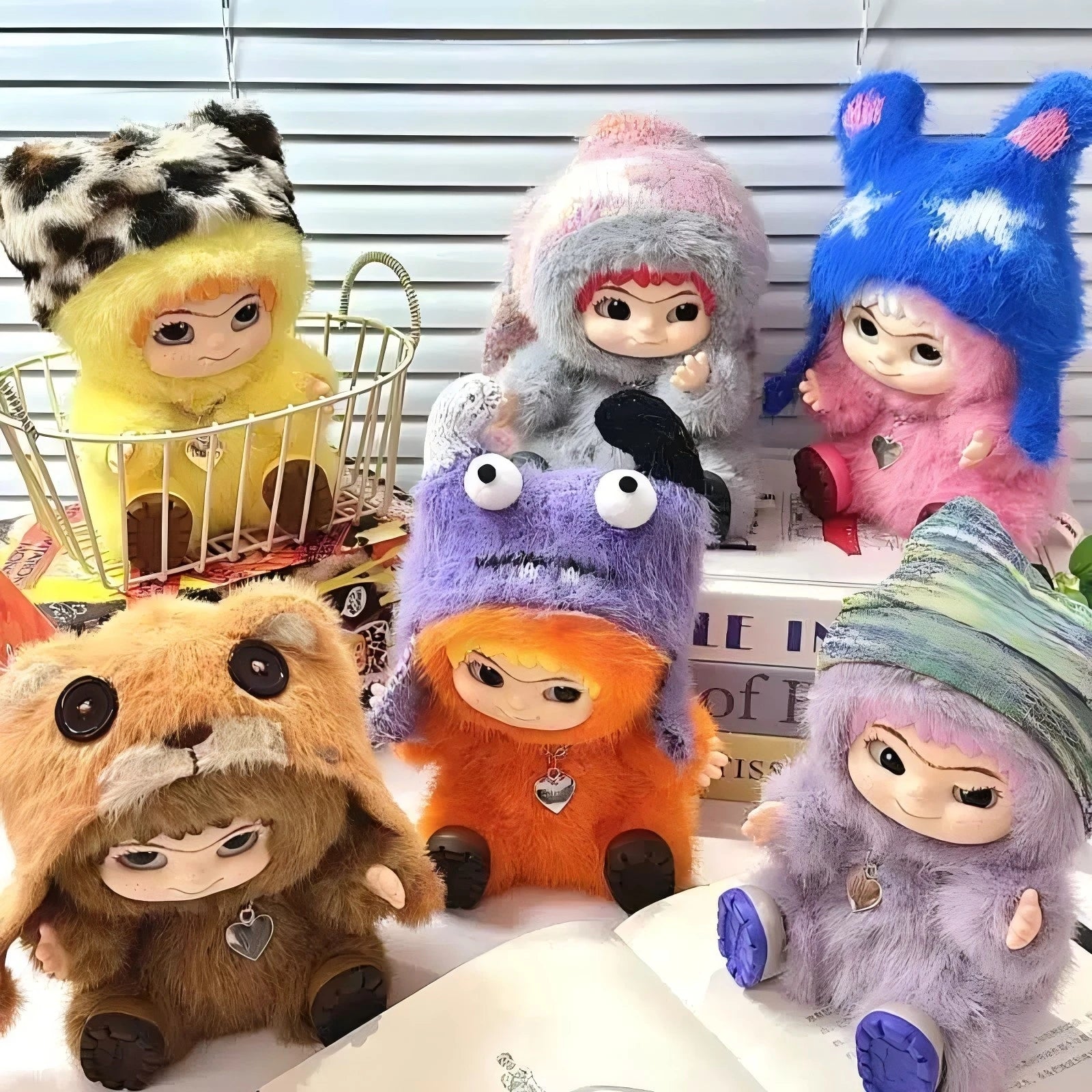 Wakuku Fuzzy Trendy Fun Party Blind Box